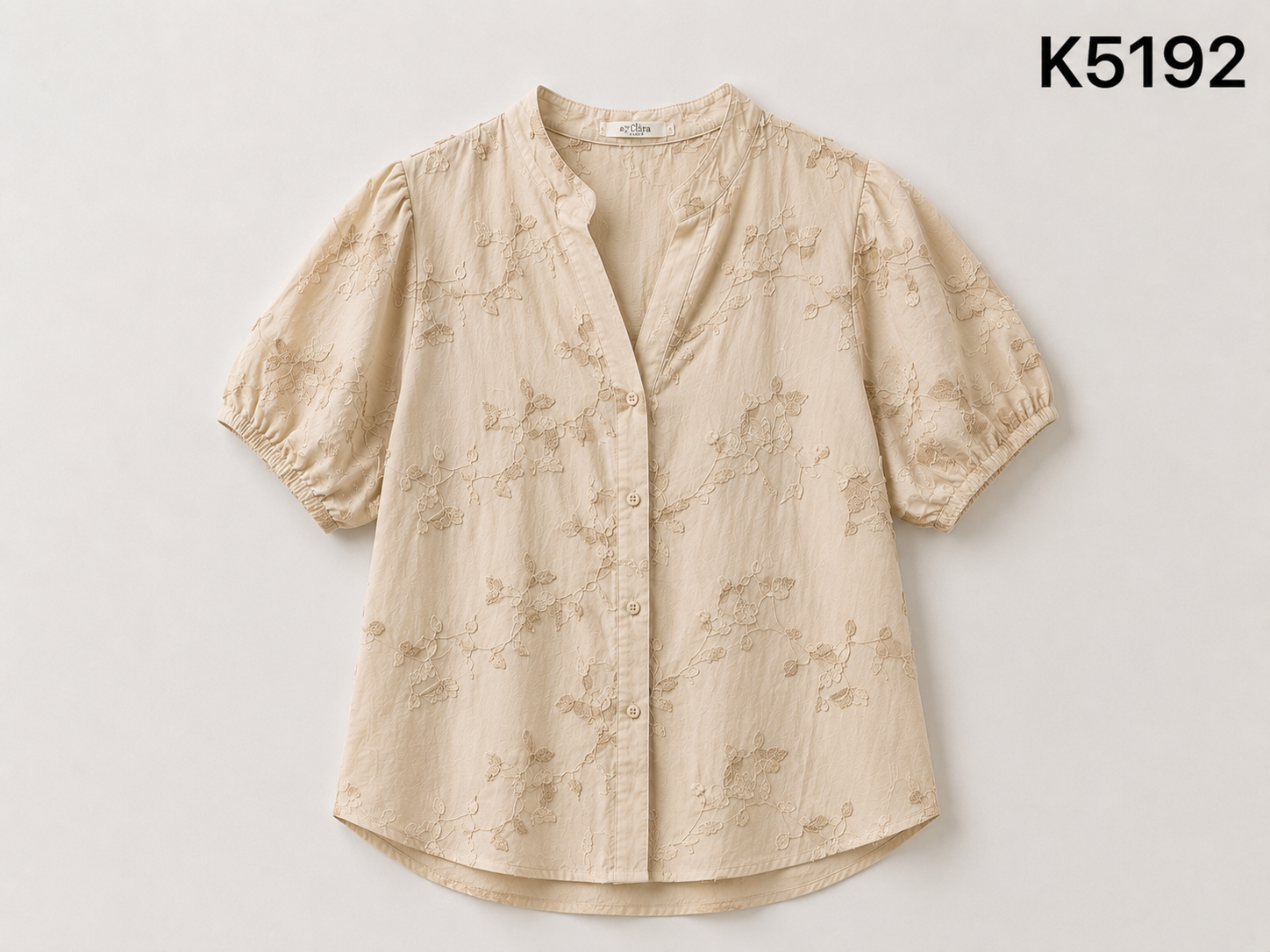 Short-sleeved embroidered cotton blouse
